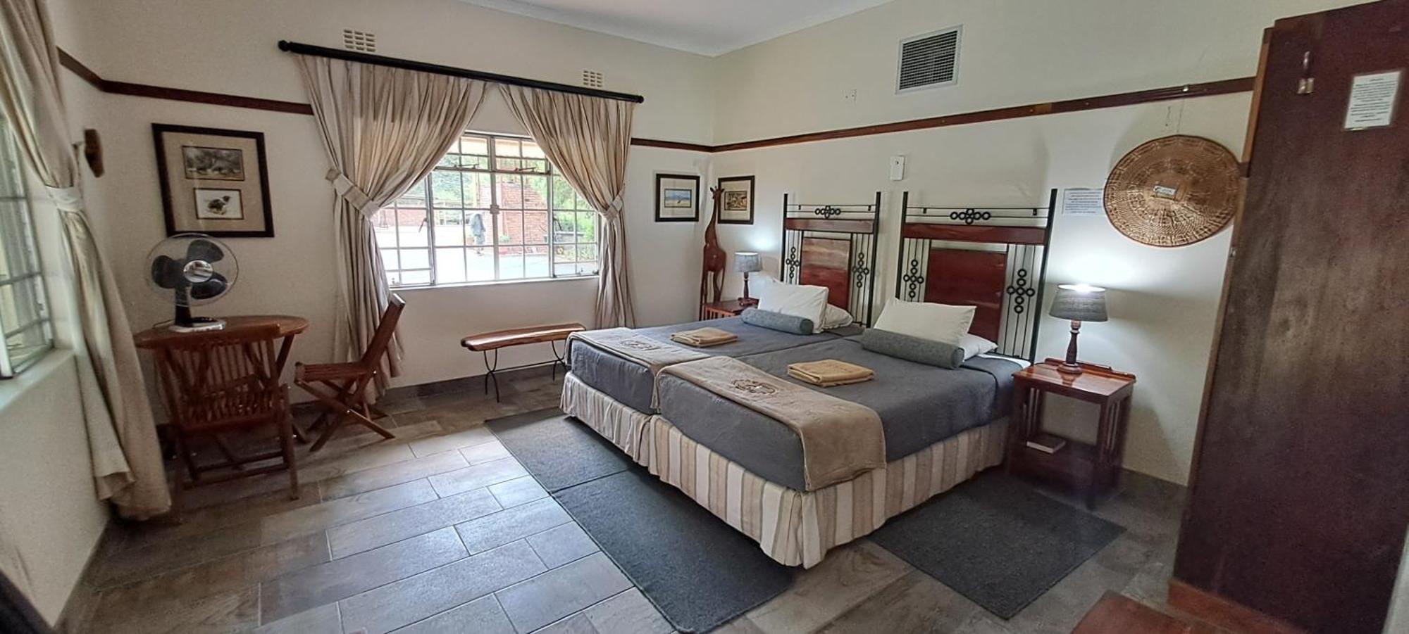Woodlands Stop Over And Lodge Francistown Luaran gambar