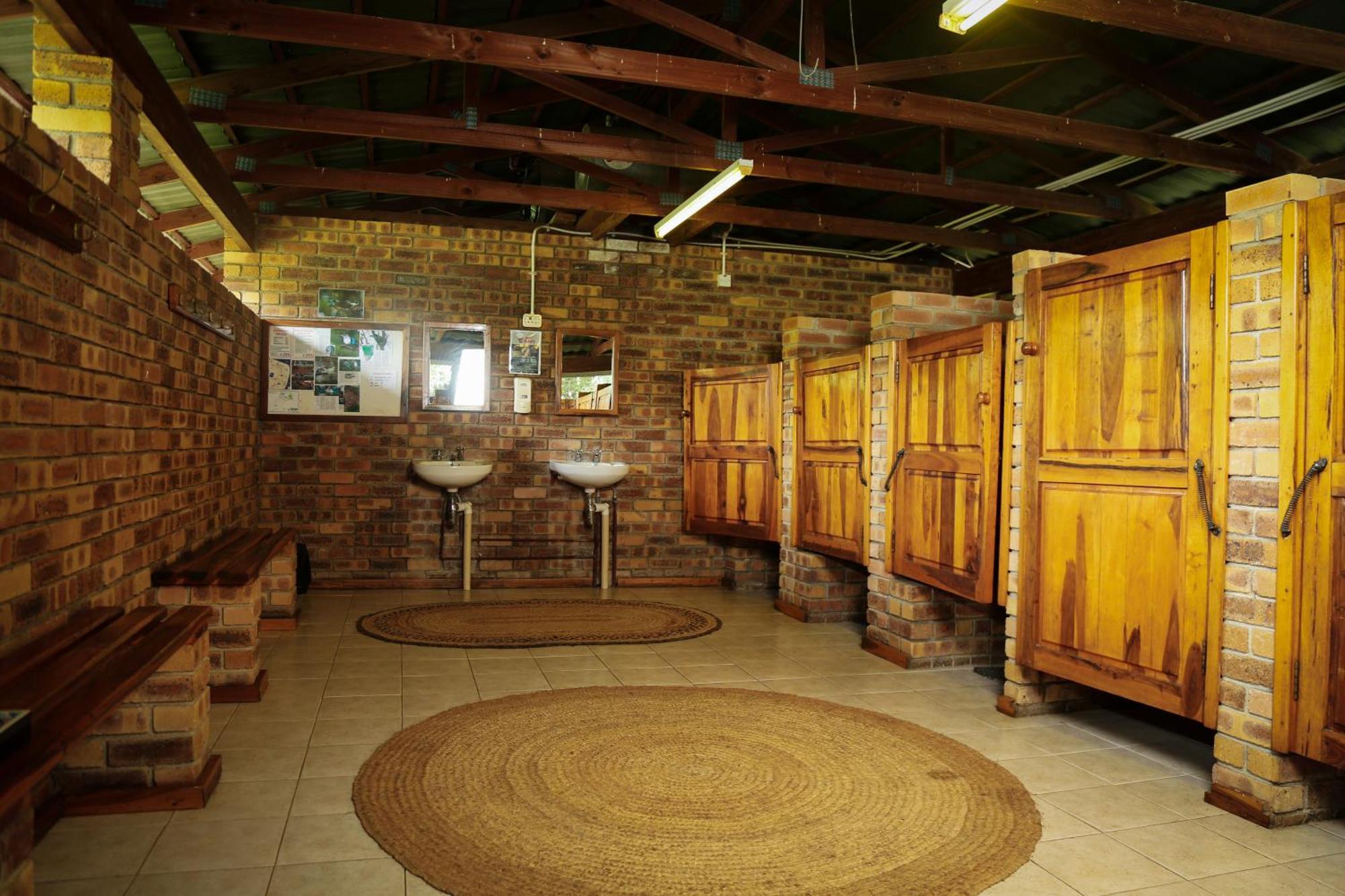 Woodlands Stop Over And Lodge Francistown Luaran gambar