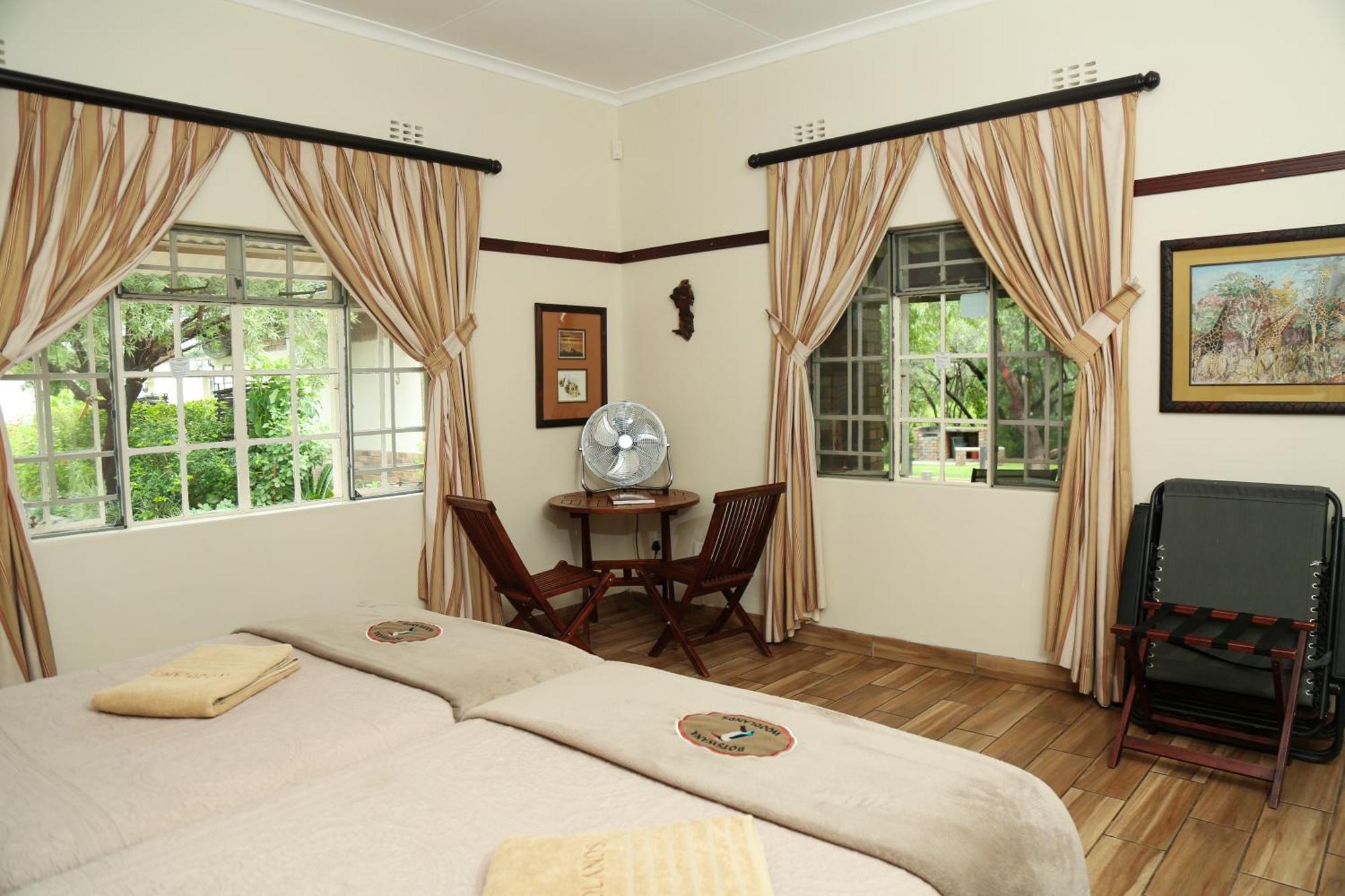 Woodlands Stop Over And Lodge Francistown Luaran gambar