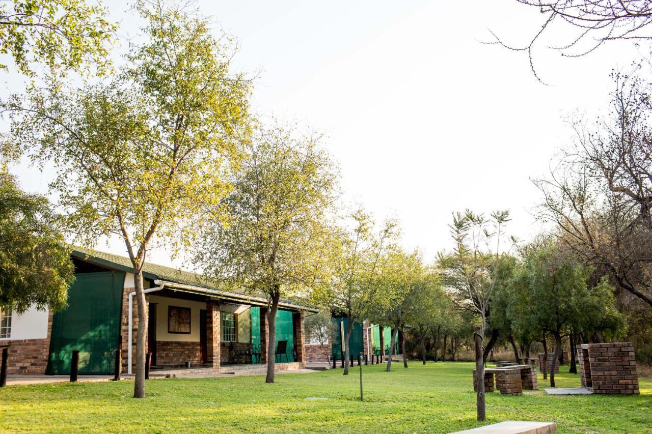 Woodlands Stop Over And Lodge Francistown Luaran gambar